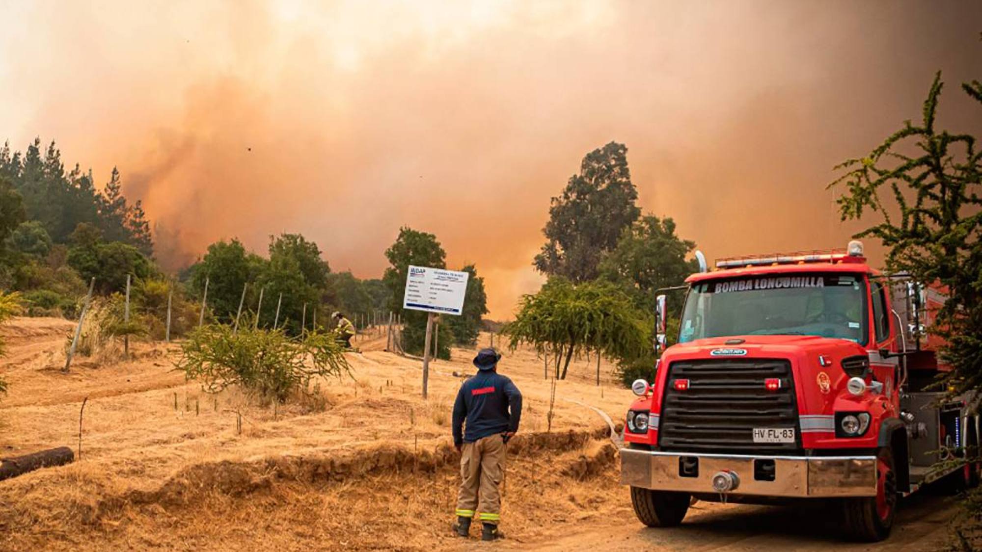 Valpara So Senapred Declara Alerta Roja Por Incendio Forestal