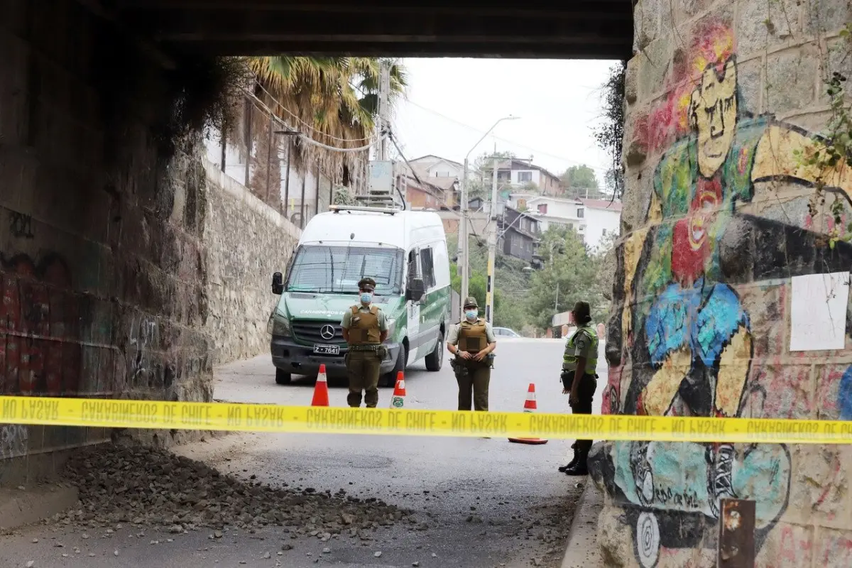 Carabineros de Chile en busca de prófugo de la justicia. Foto: Agencia Uno., Agencia Uno