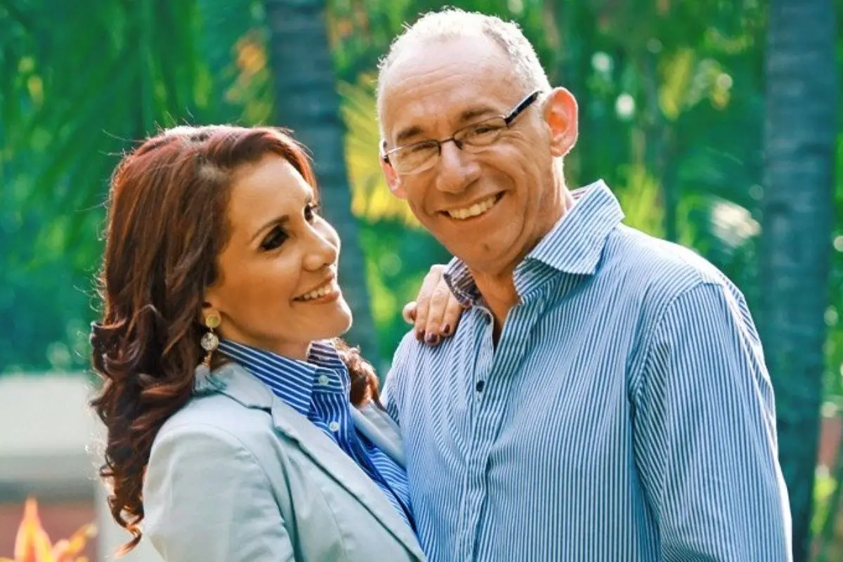 debbi.jpg, Debbie Valle estuvo casada menos de un año con Israel.