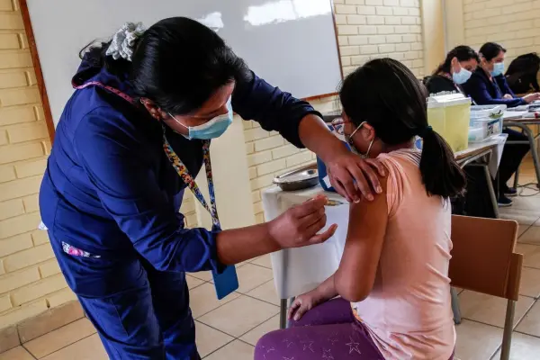 Nuevas medidas para que escolares puedan completar su esquema de vacunas. (FOTO: Agencia Uno). ,Agencia Uno