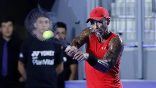Marcelo Rios vuelve a retomar el tenis con importante exhibición. Foto: Agencia Uno, Agencia Uno