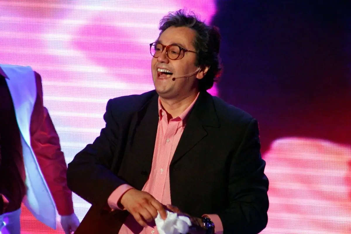 Claudio Reyes mantiene viva la polémica con Gabriel Boric y su familia. (FOTO: Agencia Uno)., Agencia Uno