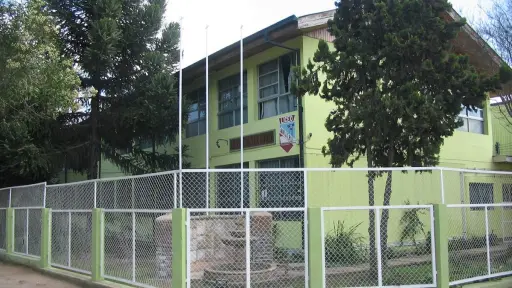 liceo_santa_cruz.jpeg, Fachada del Liceo Santa Cruz, Wikipedia.