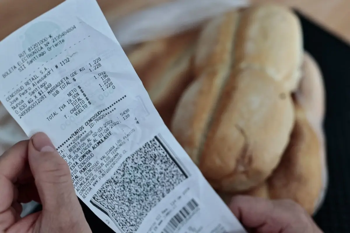 El kilo de pan amenaza con un nuevo récord en Osorno. Fuente: Agencia Uno., Agencia Uno