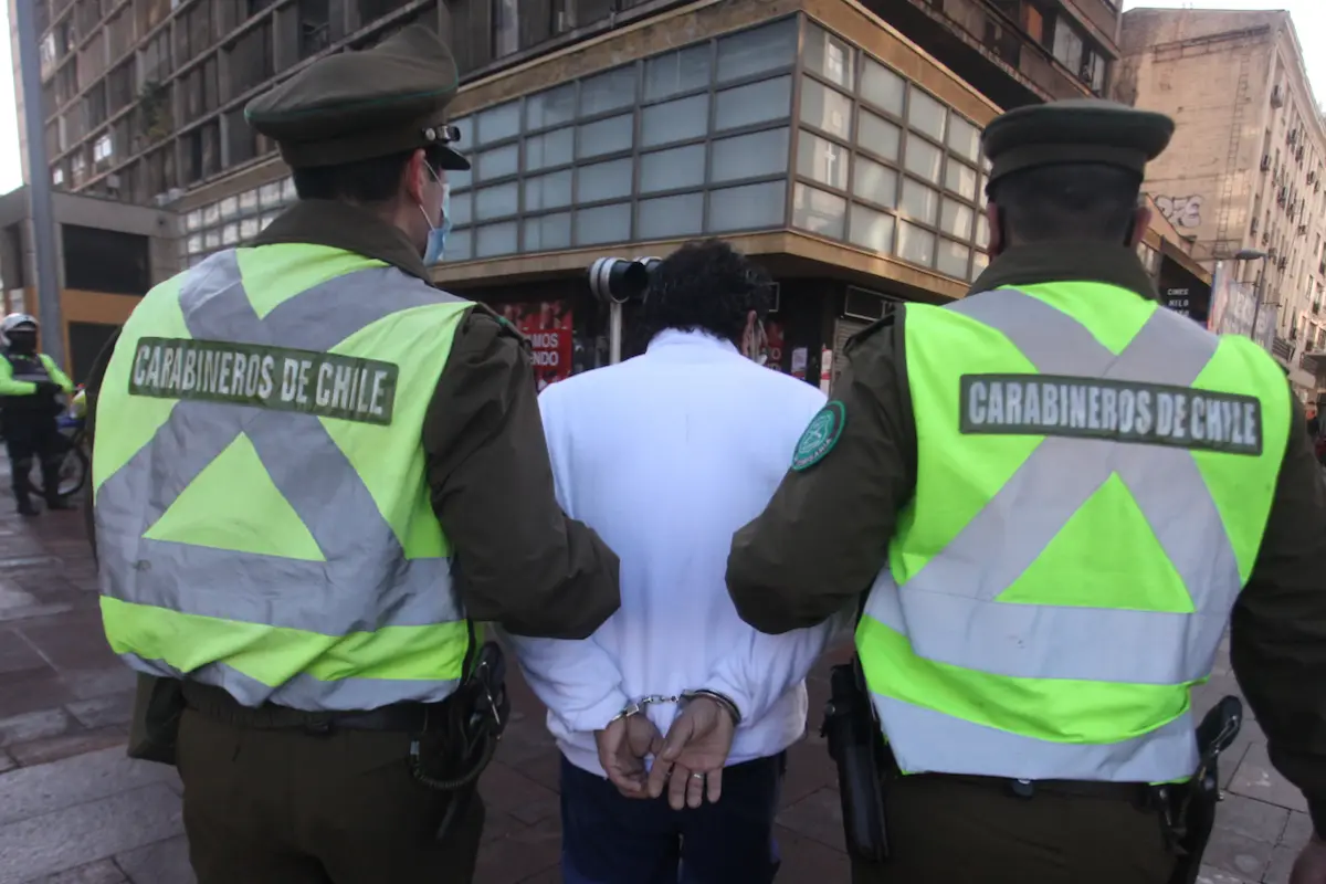 Sujeto fue detenido al quedar herido en reja. Foto referencial., Agencia Uno