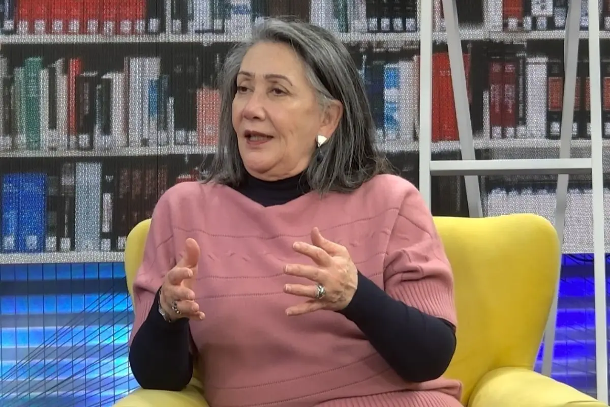 barra_colo_colo_x49x.jpg, Juanita Rojas es docente de la Universidad Bernardo O'Higgins