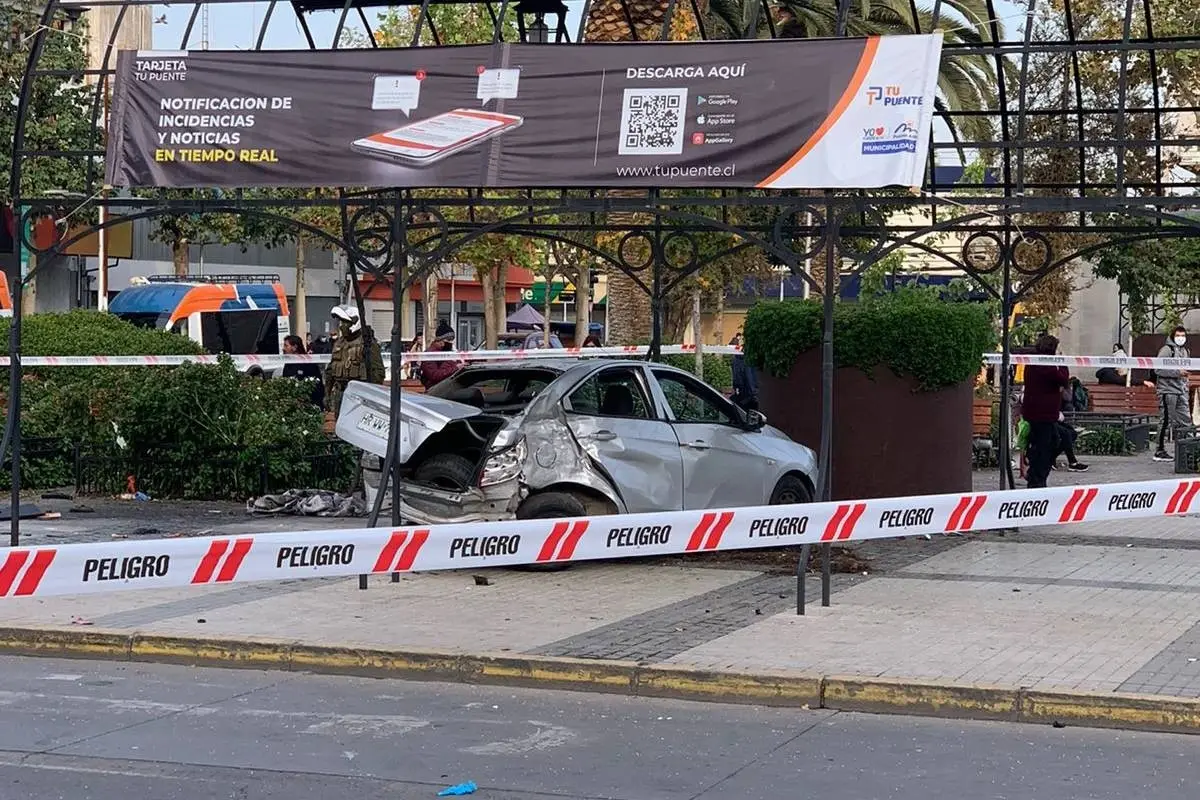 whatsapp_image_2022-05-11_at_5_51_14_pm.jpg, Producto del accidente hubo una gran congestión en la comuna. Foto: Esteban Lopez.