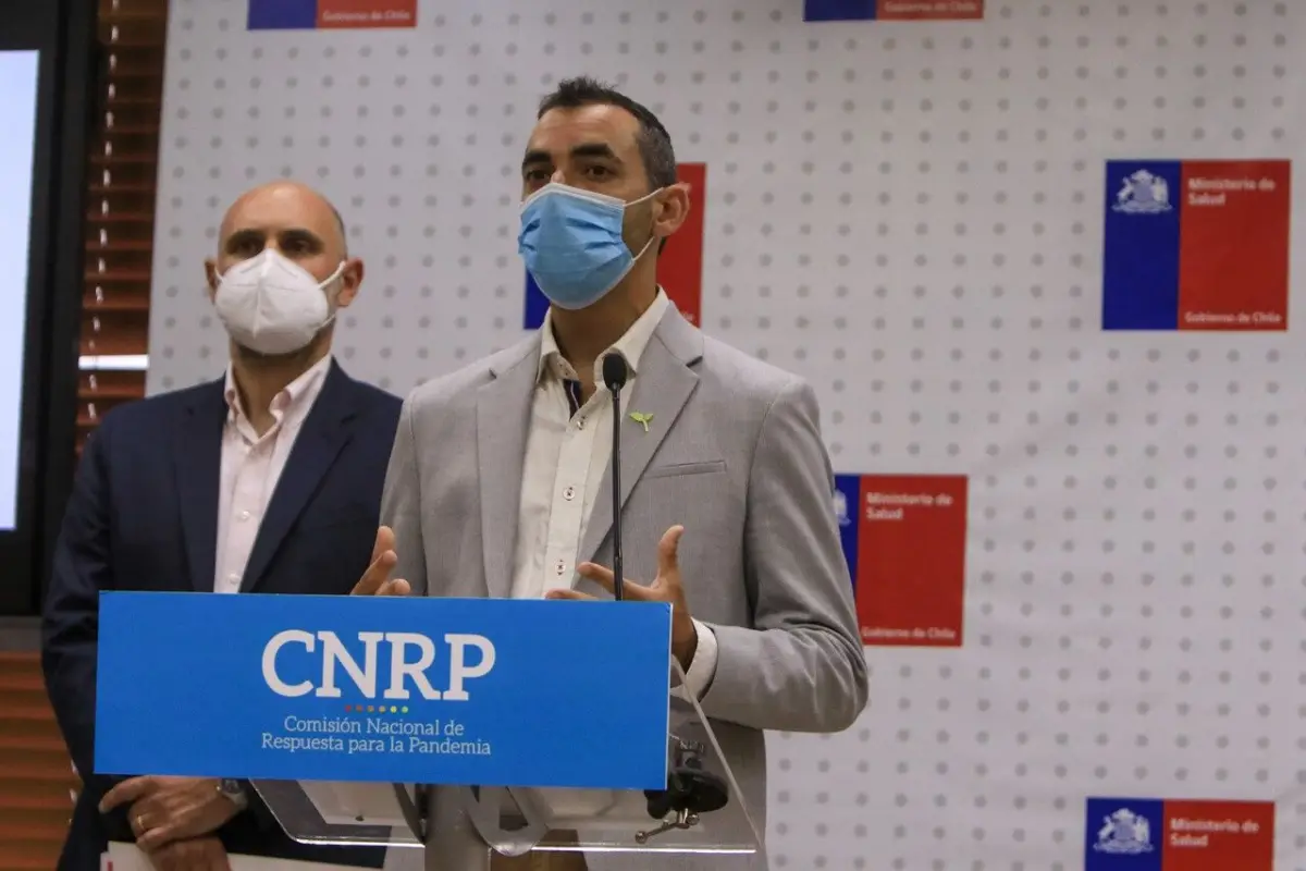 Minsal dio a conocer nuevas cifras Covid-19. Foto: Agencia Uno., Agencia Uno