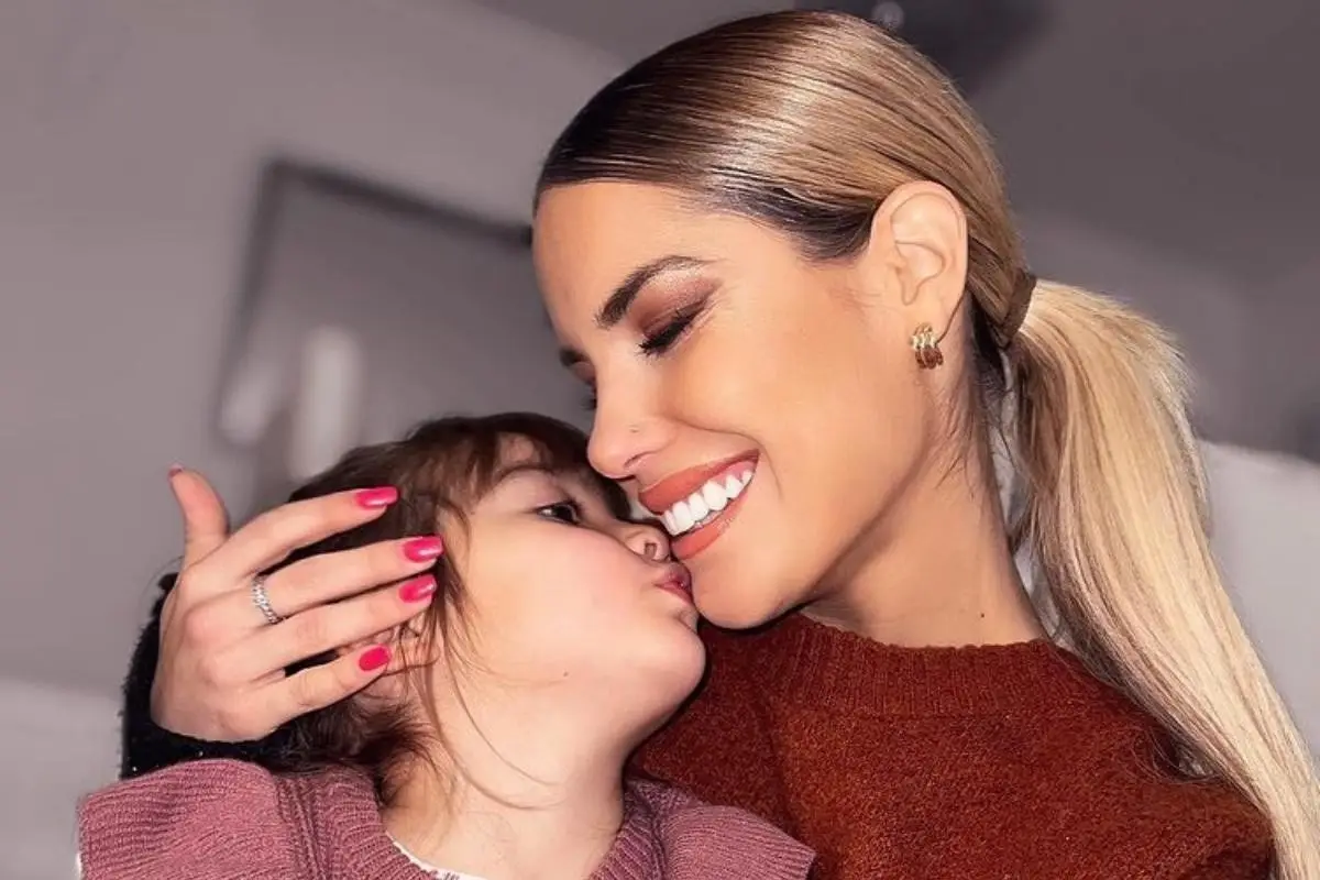 sin_txtulo_x1200x800xpxx_-_2022-05-11t125135_961.jpg, Gala Caldirola se encuentra dedica a sus proyectos personales y a su pequeña hija (FOTO: Instagram)