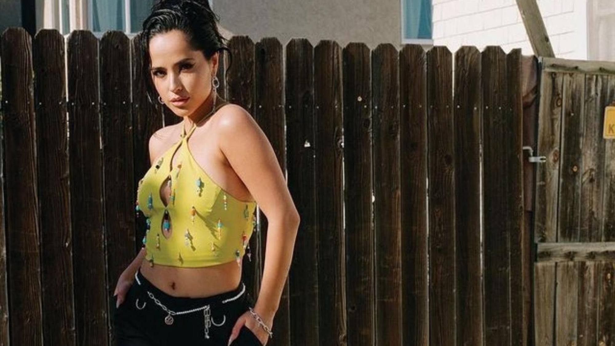 Becky G Estrena Nuevo álbum Esquemas 6499