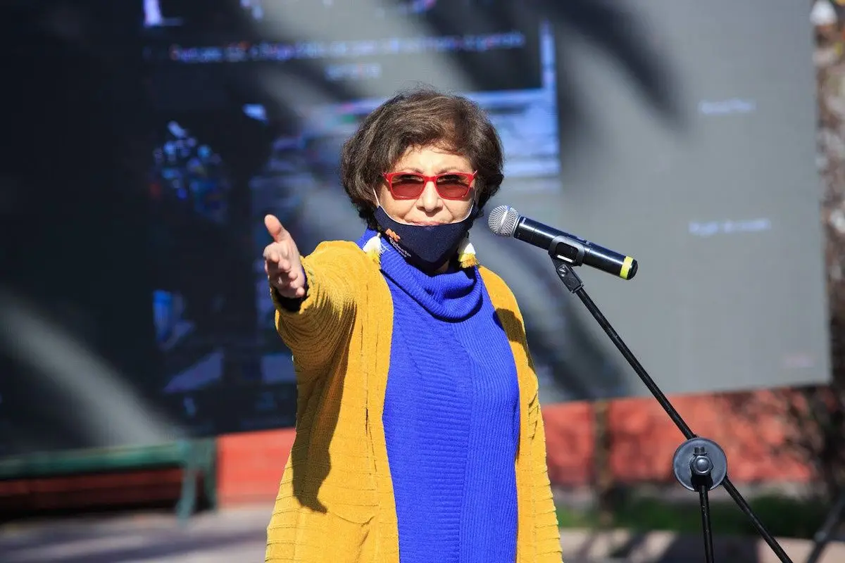 tere.jpg, La querida Teresita Reyes tiene 72 años y confiesa que le gustaría someterse a una cirugía estética. Foto: Agencia Uno.