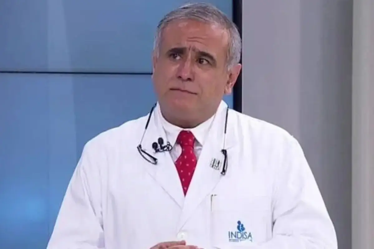 ugaaaa-1.jpg, Sebastián Ugarte hizo un llamado a vacunar a los menores de edad, debido a que ha generado alerta este tramo etáreo.