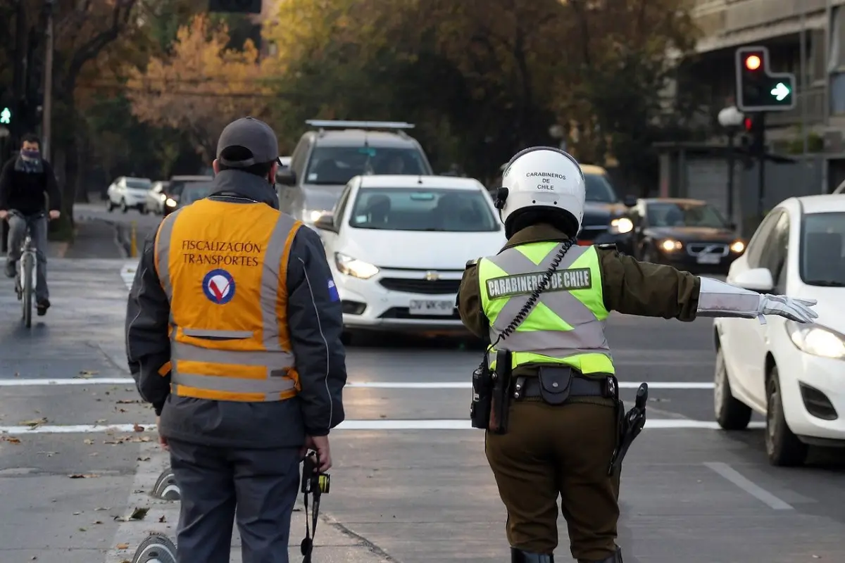 Conoce si tu vehículo puede circular este lunes 6 de junio. Foto: Agencia Uno, Agencia Uno