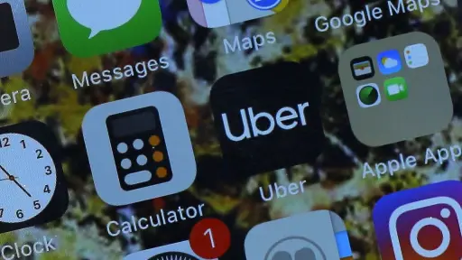 Las nuevas actualizaciones de UberEats y Uber viajes. Foto: Agencia Uno., Agencia Uno