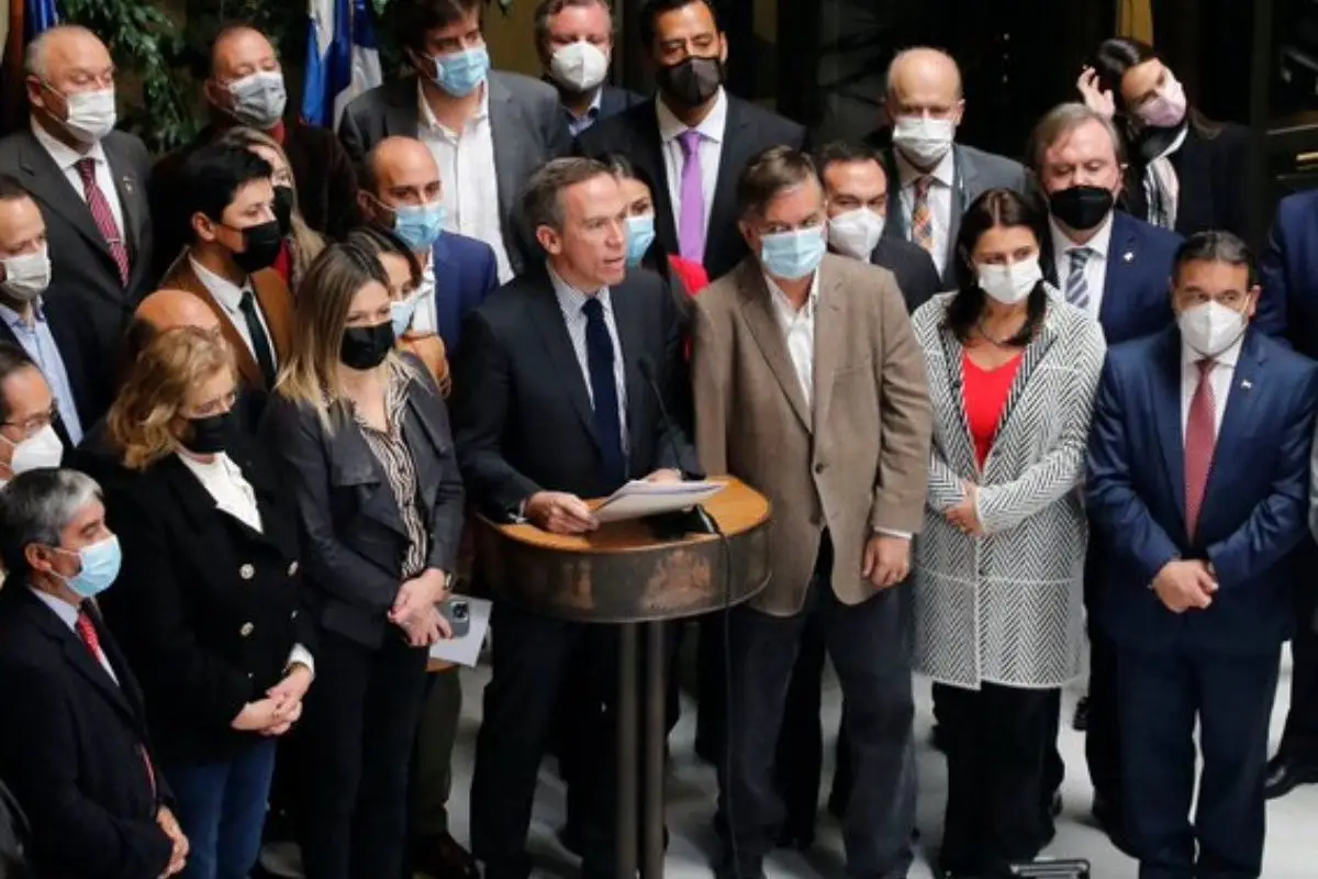 ftdxadyxwaavx_q_x1x.jpg, Chile Vamos no apoyará la denuncia en contra la ministra Izkia Siches. Foto: Twitter.