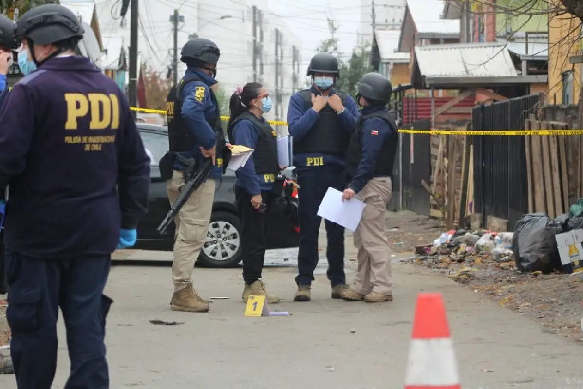 El sujeto disparó desde un domicilio al vehículo (FOTO:Agencia Uno), Agencia Uno