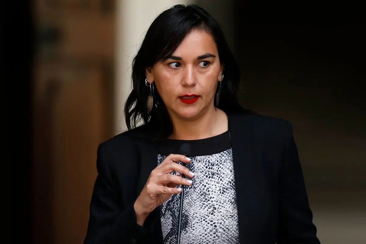 La ministra del Interior Izkia Siches enfrentó a los medios de comunicación en La Moneda, Agencia Uno