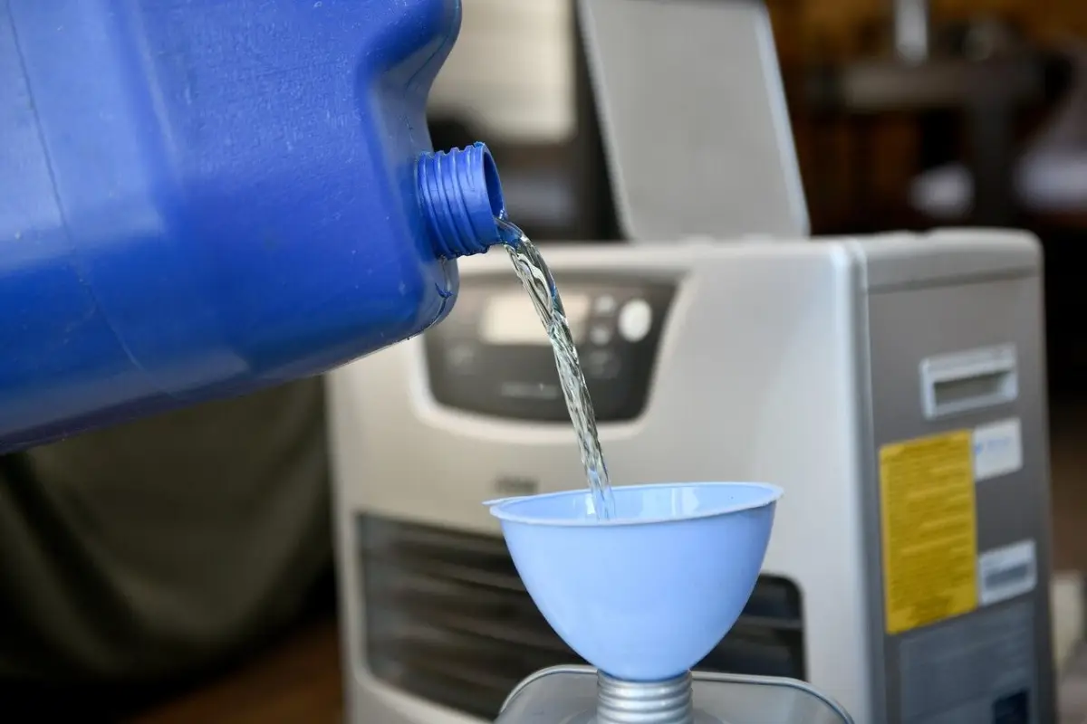 La parafina alcanzará un precio promedio de .000 en la Región Metropolitana y de .020 a nivel nacional. Foto: Agencia Uno., Agencia Uno