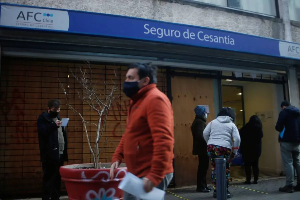 a_uno_1200626_x1x.jpg, Agencia Uno