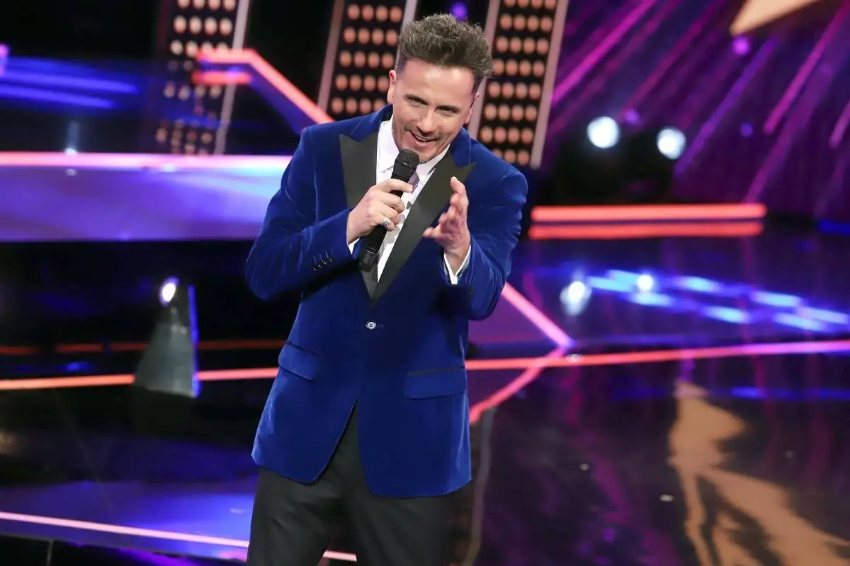 starstruck_01_x1x.jpg, 