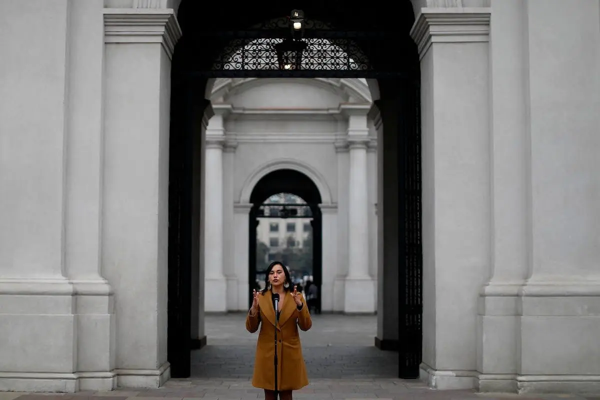 izkia_siches-3.jpeg, 