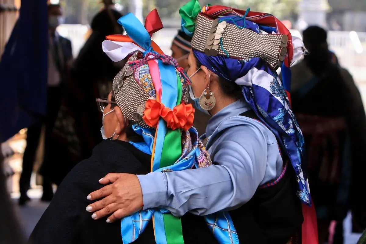 a_uno_1356592_x1x.jpg, Agencia Uno