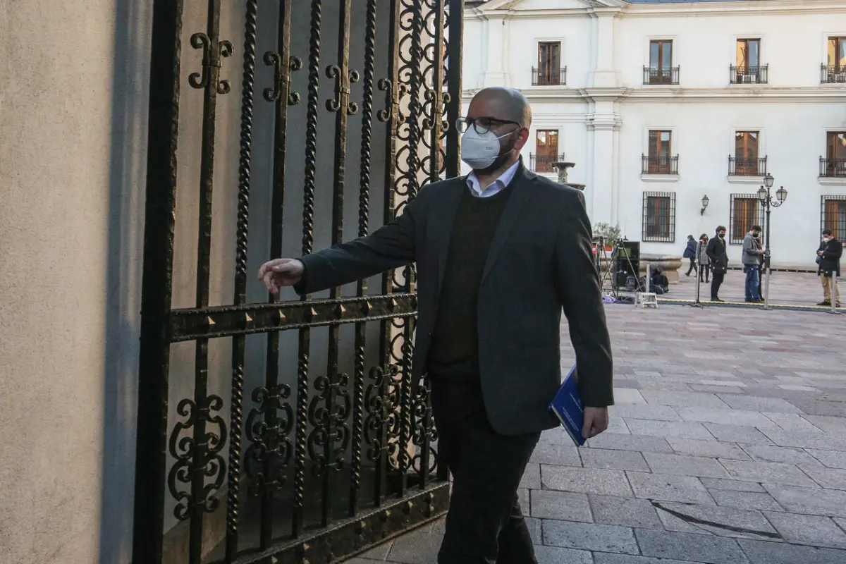 A_UNO_1377452, Agencia Uno