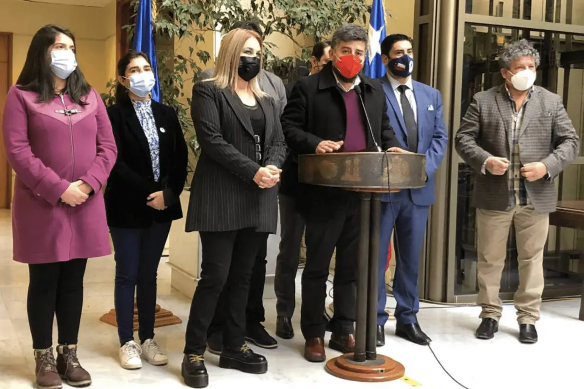 captura_de_pantalla_2022-07-05_a_laxsx_19_59_12.png, 