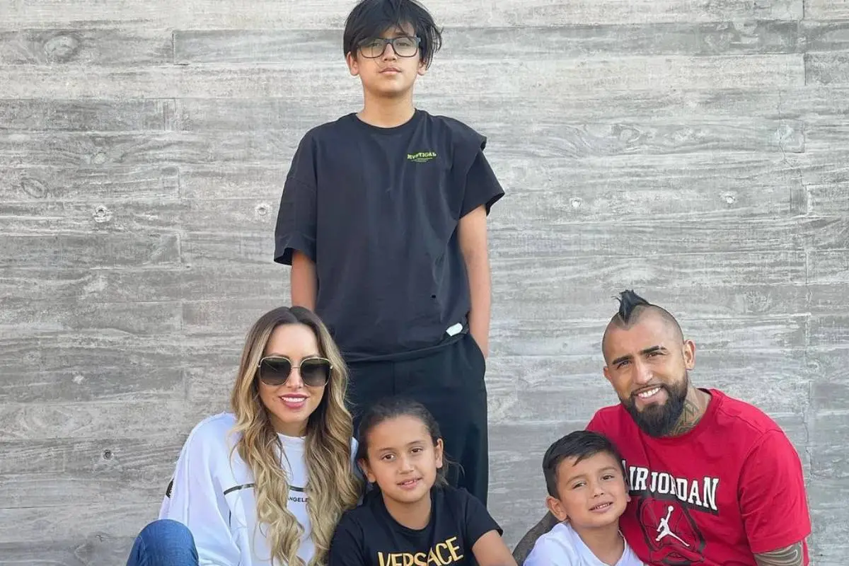 Marité Matus y Arturo Vidal