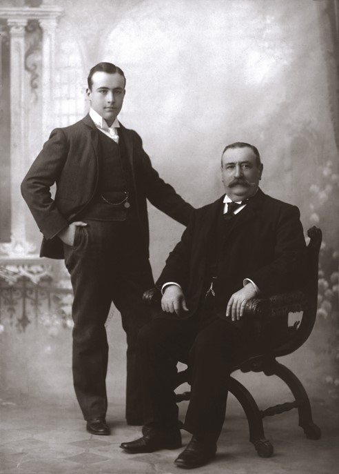 Juan Vidaurrázaga y su padre, Vicente Vidaurrázaga / Juan Vidaurrázaga y su padre, Vicente Vidaurrázaga 