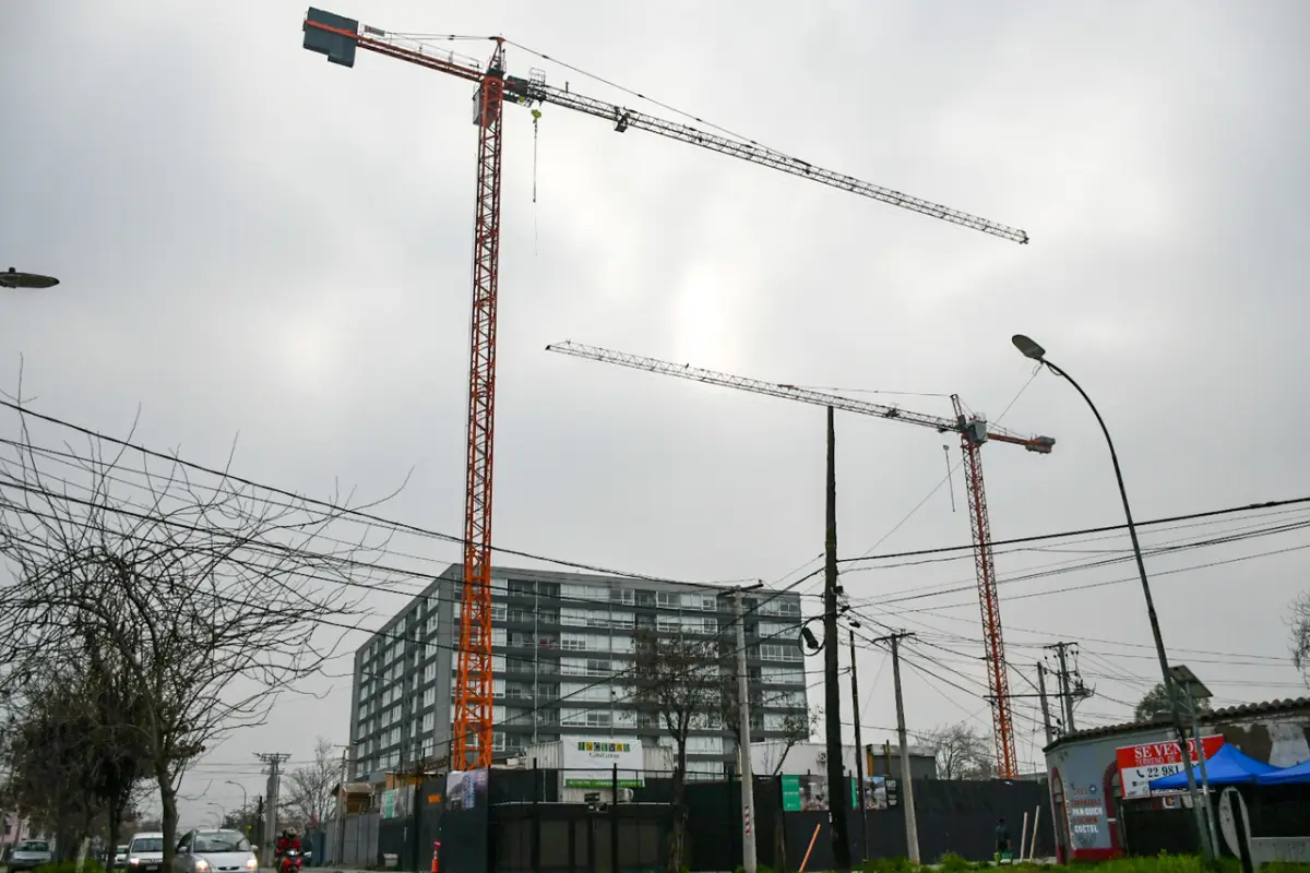 Multrigremial, Agencia Uno 