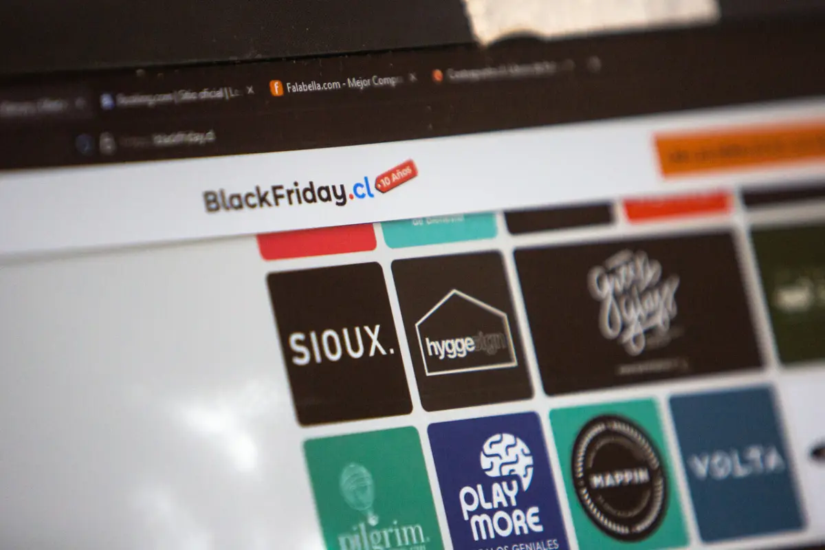 Black friday y Ecommerce esta la gente dispuesta a pagar más por un buen servicio, (Agencia Uno)