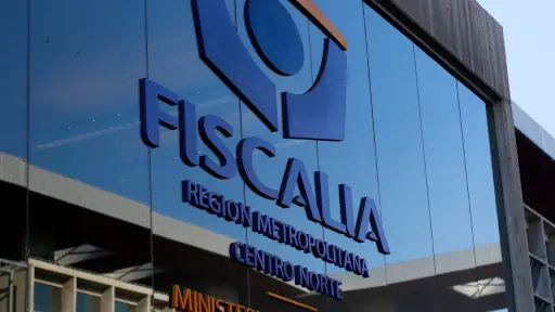 Fiscales, Agencia Uno 