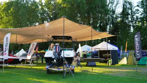 Feria Outlander, Cedida 