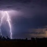 tormenta eléctrica