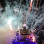 Show de fuegos artificiales de año nuevo en la Torre Entel, 1 de ENERO del 2019/SANTIAGO
La Torre Entel realiza el tradicional show de fuegos artificiales para celebrar la llegada del nuevo año
FOTO: HANS SCOTT /AGENCIAUNO