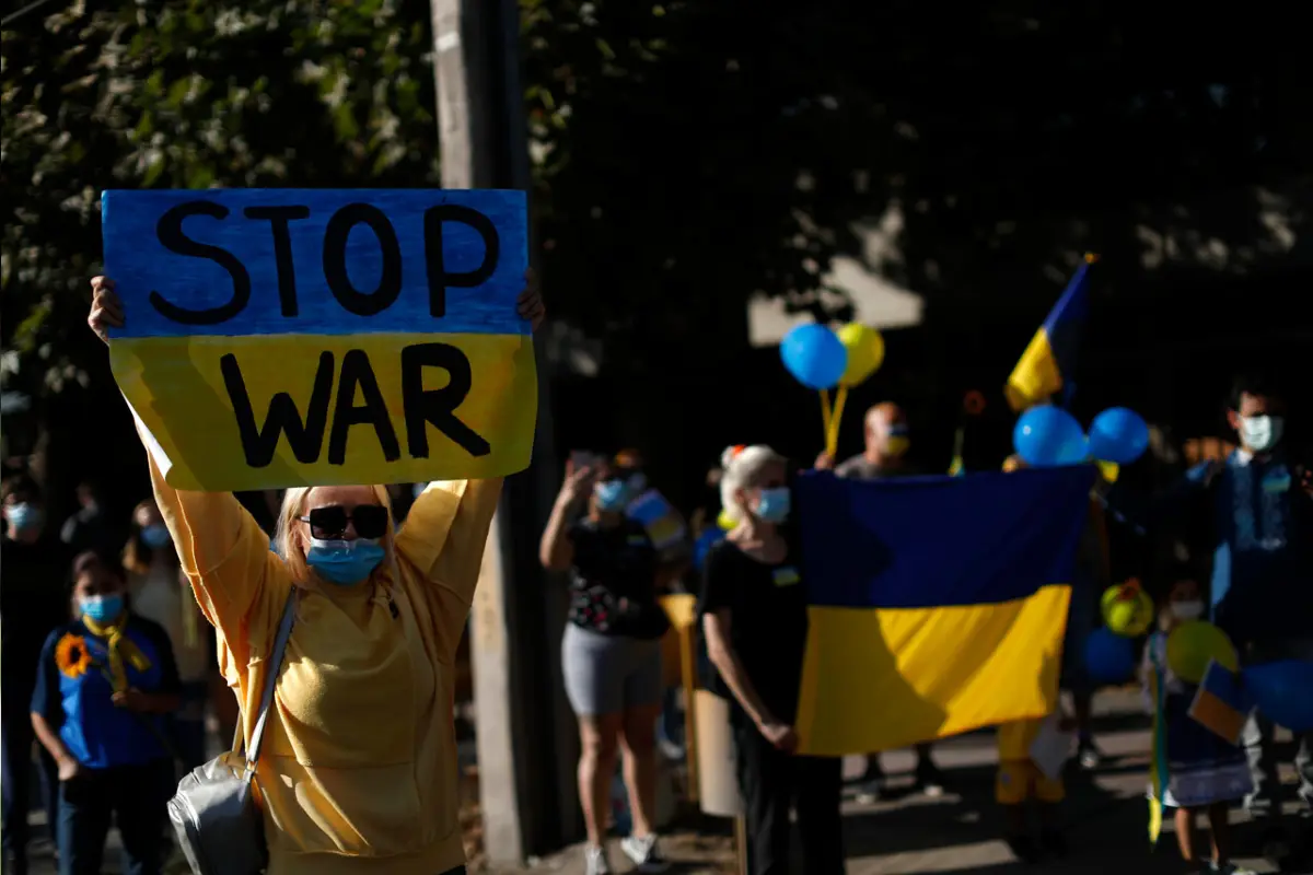 Encuesta revela que los europeos creen que Ucrania ganará la guerra, 