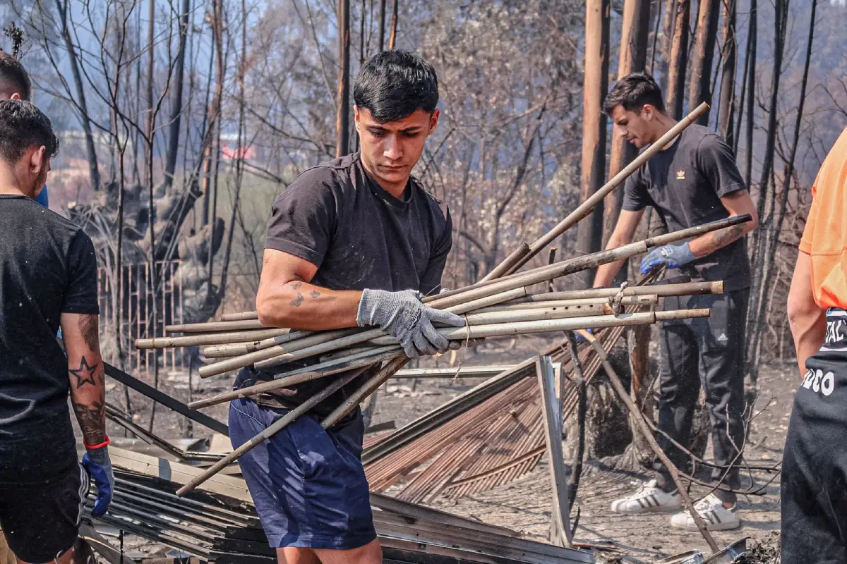 El club deportivo Huachipato se moviliza para apoyar en las labores de rescate por el incendio forestal