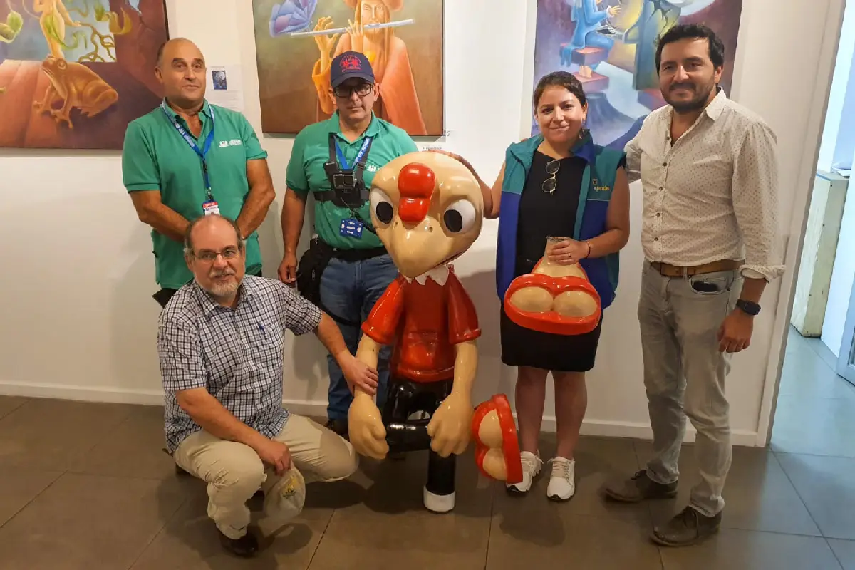 Municipalidad de Concepción celebra la aparición de la figura de Condorito, 