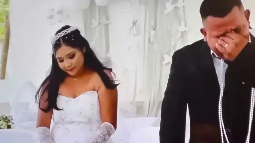hombre lloro por su ex novia en dia de su boda