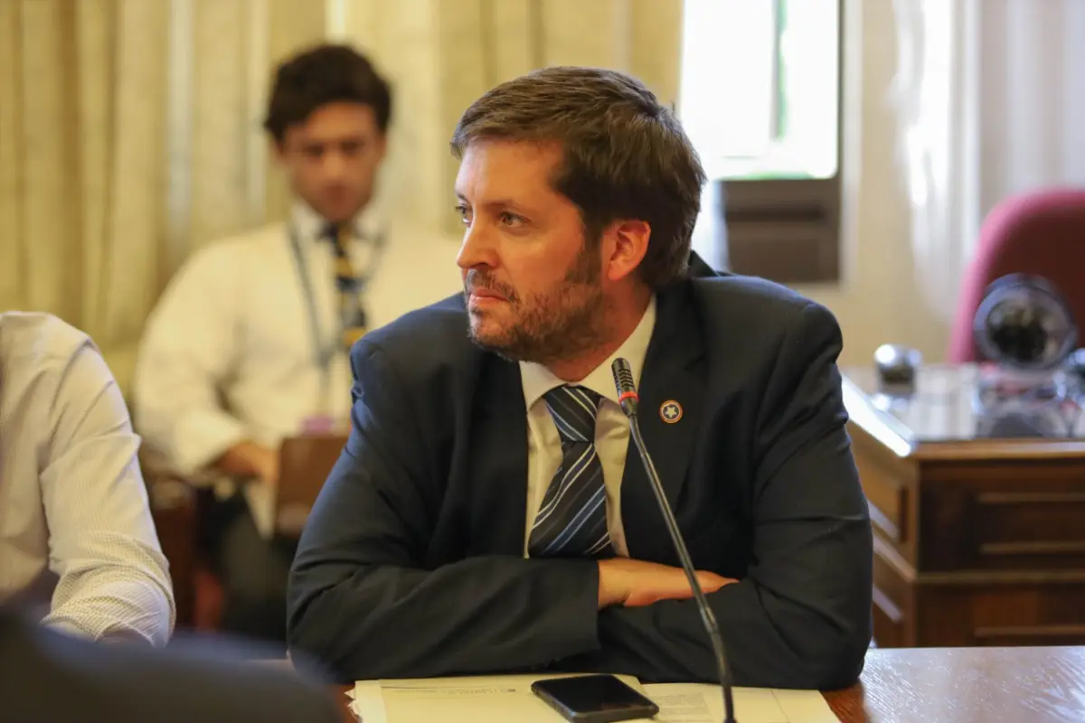 foto de diputado del Partido Republicano Juan Irarrázaval