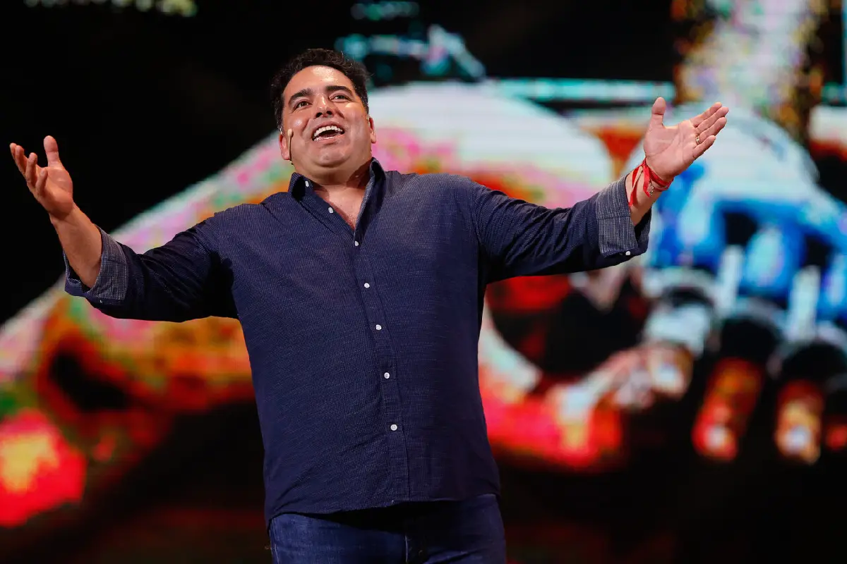 Rodrigo Villegas - A UNO, 