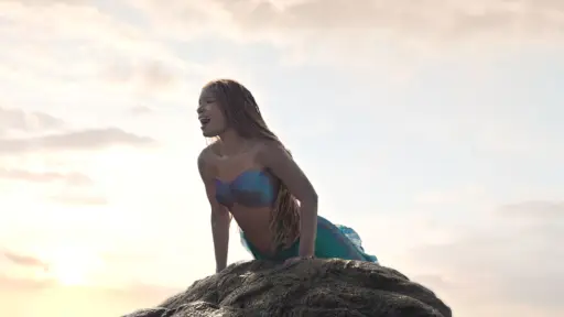 Disney revela nuevo tráiler y póster promocional de La Sirenita