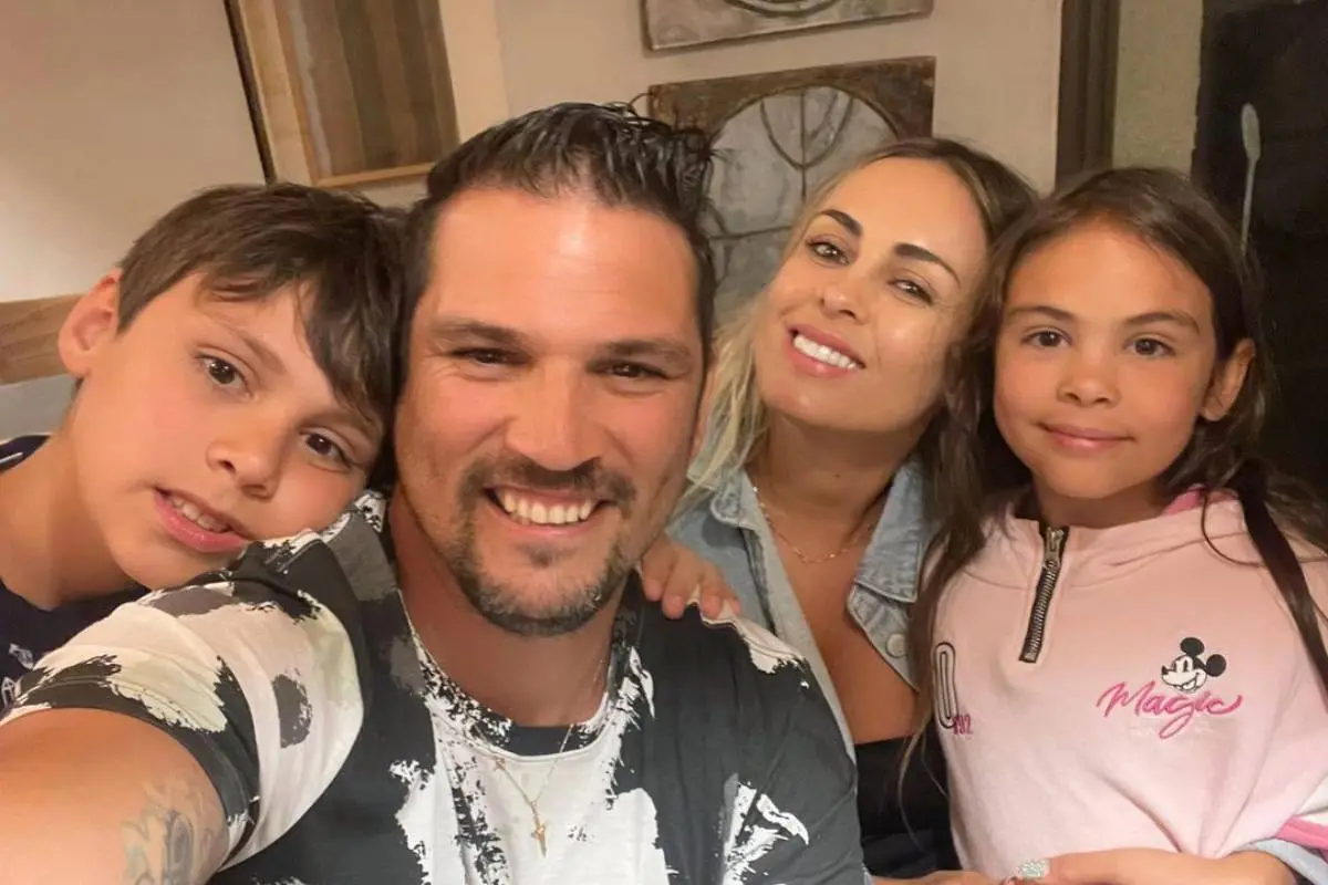 Maura Rivera y Mark González