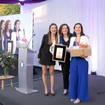 Directora del Servicio de Salud Metropolitano Occidente recibe premio Dra. Eloisa Díaz del Colegio Médico de Santiago
