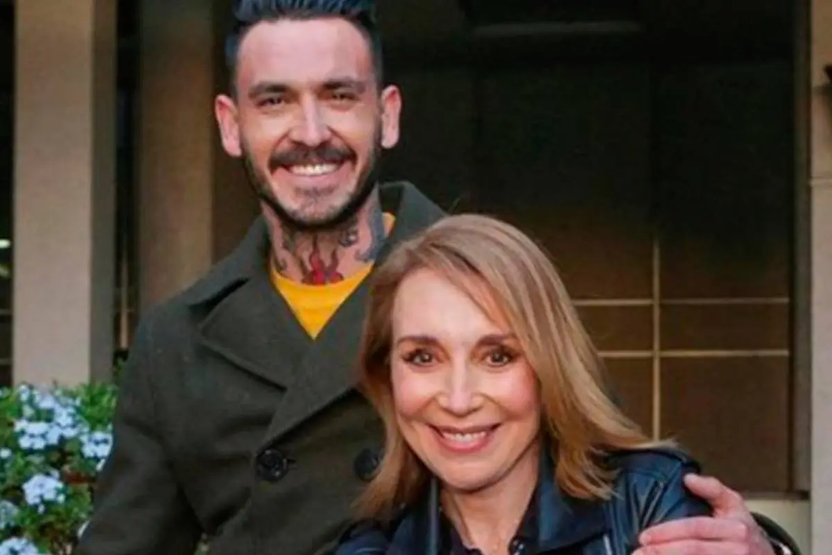 Mauricio Pinilla y Karen Doggenweiler, 