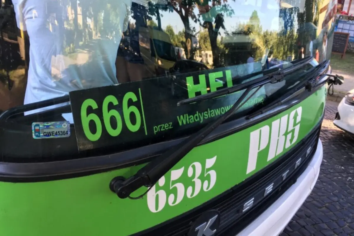 autobus 666 de Polonia, 