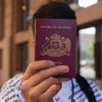 primer plano del rostro del pasaporte de Chile