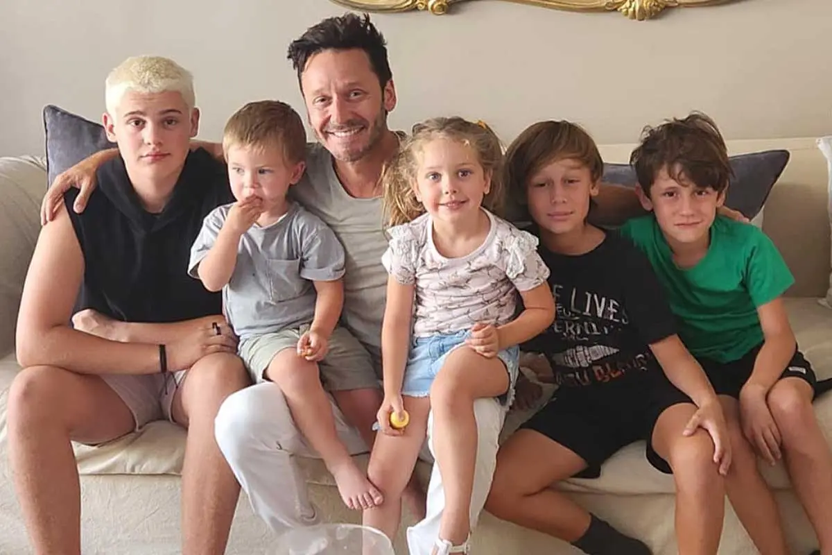 Benjamín Vicuña y sus 5 hijos, 