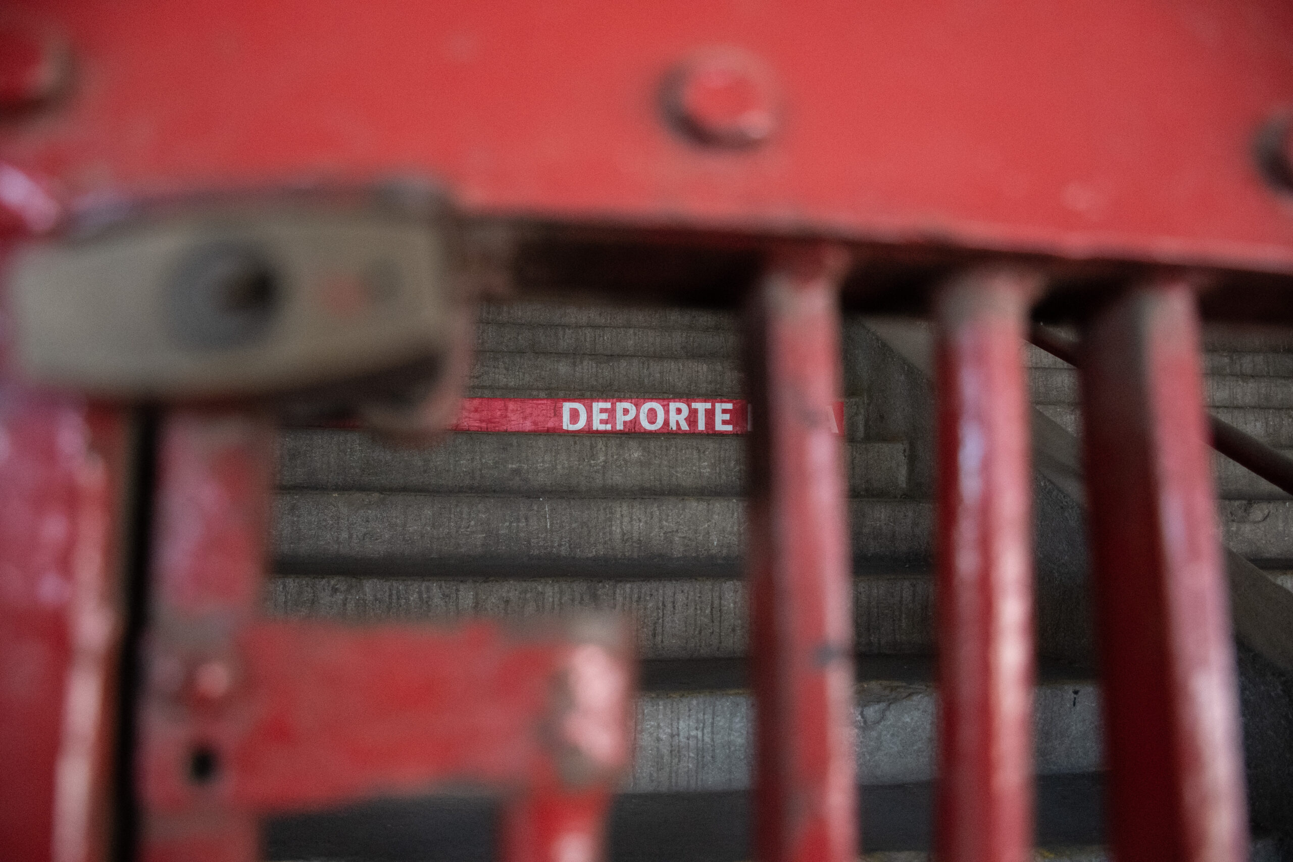  / El Estadio Nacional fue el centro de detención y tortura más grande de la dictadura / Foto: Arturo Ledezma / La Hora